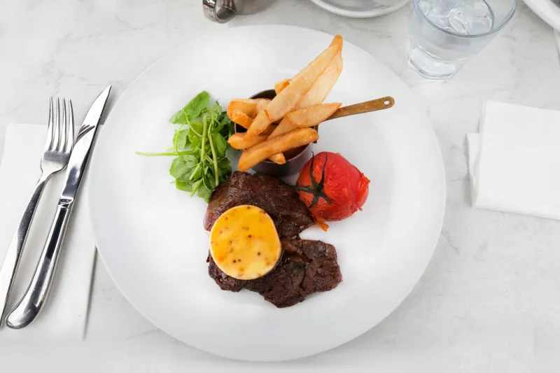Substance Over Spectacle: How a New Generation Is Falling in Love with the Honest French Plate